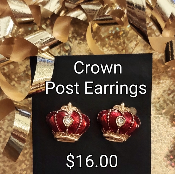 Cross Pendant Crown Jewels w/ Dangling Charms (C) - Picture 12 of 16